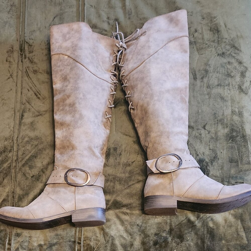 Over the knee boots - Picture 5 of 6